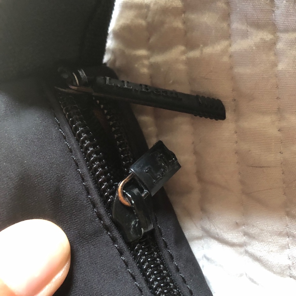 L.L. Bean sling bag - Picture 8 of 15